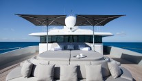 Motor yacht IDOL-  Foredeck